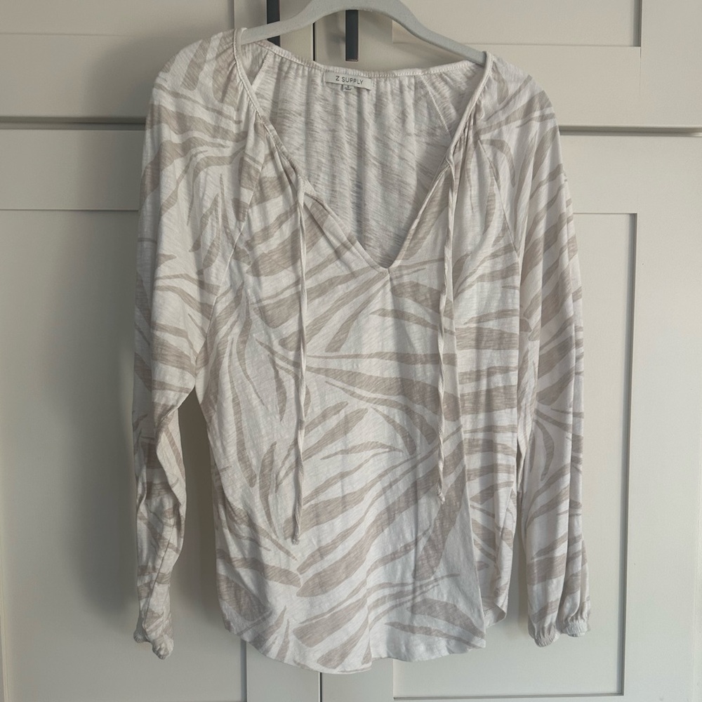 Z Supply V Neck Tie Blouse - Picture 2 of 8